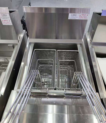Pannello elettrico di computer digitale con filtrazione dell'olio Una pentola Due cestini Aprire frigorifero