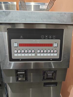 Pannello elettrico di computer digitale con filtrazione dell'olio Una pentola Due cestini Aprire frigorifero