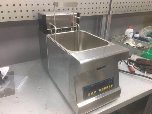 Friggitrice aperta digitale elettrica da 8 litri con sollevamento automatico da tavolo da 3 kW