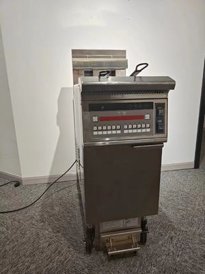 Una pentola due cestini 26L 14KW 380V con filtrazione dell'olio Frittatrice elettrica aperta