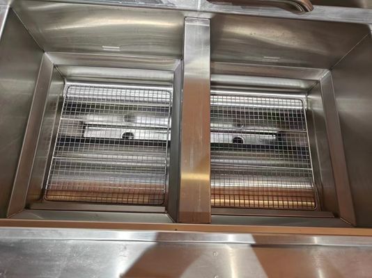 Due pentole quattro cestini GAS aperto Deep Commercial Deep Chip elettrico e gas Deep Fryer