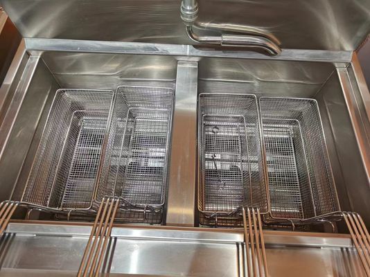 Due pentole quattro cestini GAS aperto Deep Commercial Deep Chip elettrico e gas Deep Fryer