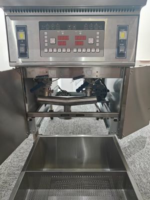 21.4KW Doppio serbatoio 11.6L+21.5L Digital Computer Panel Chips elettrici Open Fryer Machine