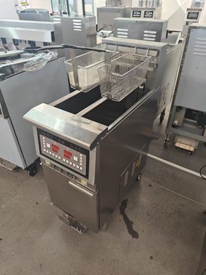 Due pentole due cestini 7.5L*2 Piccola capacità 14kw risparmio di olio frigorifero elettrico aperto con filtrazione dell'olio