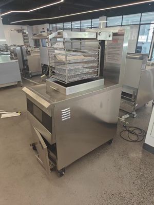 8HD Smart Touch Panel elettrico 55L 5 Fry Tray Grande produttività 17KW Open Deep Fryer